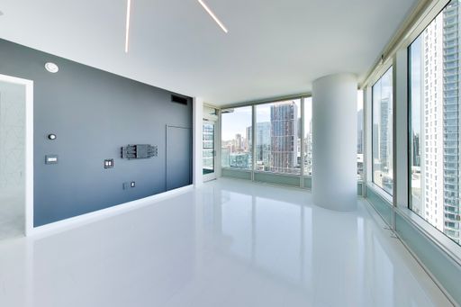 Luxury 1 Bedroom at One Rincon Hill! – photo 1