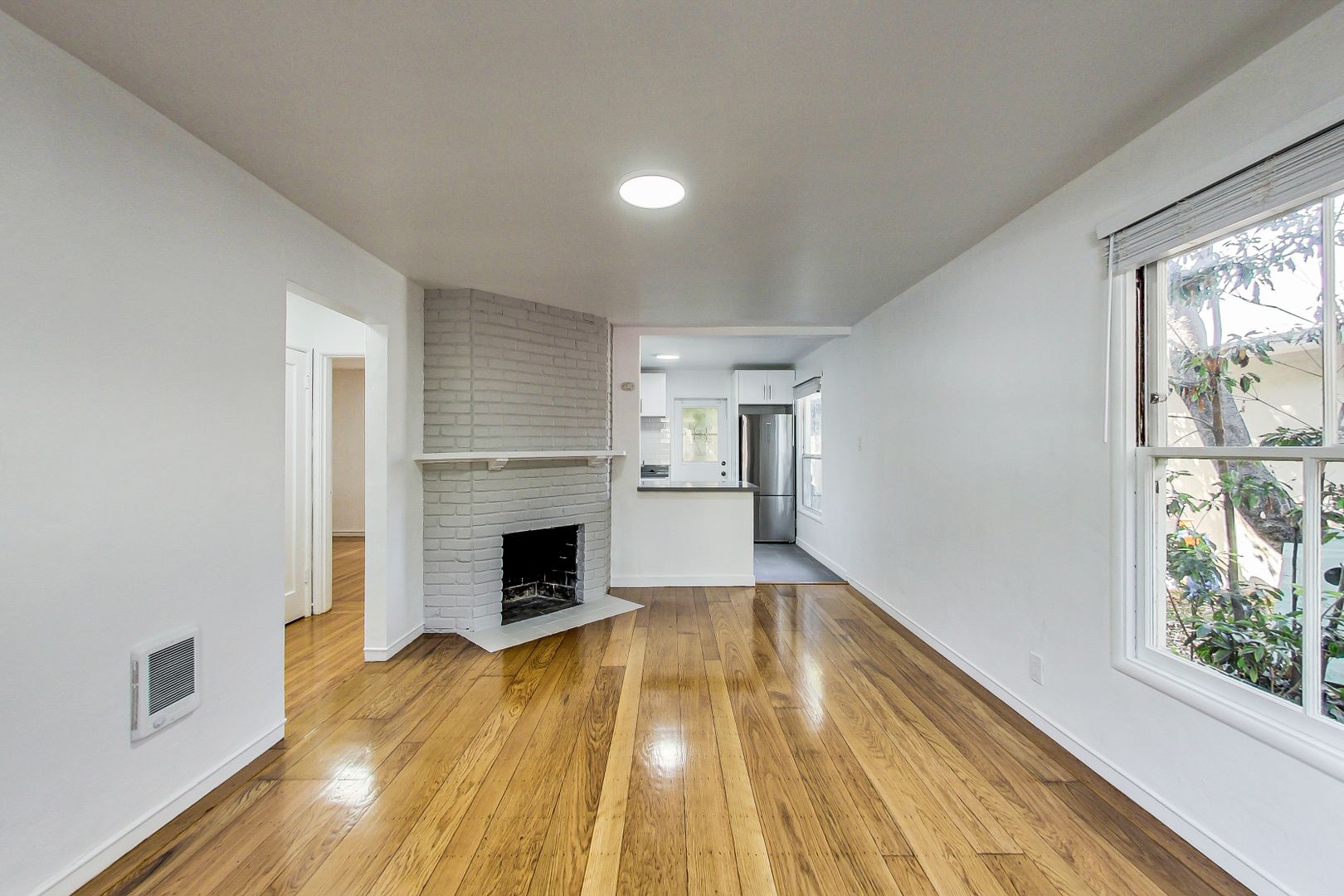1229-A University Avenue - Main Image