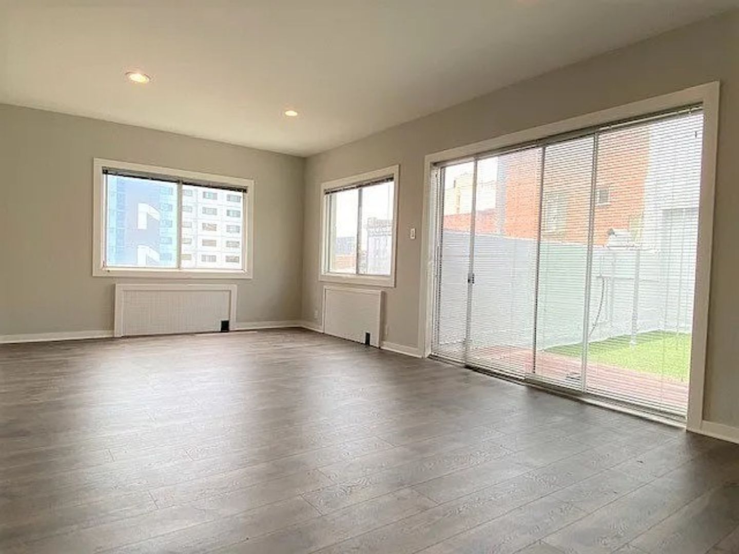 565 Geary Street - Main Image