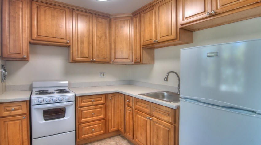 2240 Angela Court - Main Image