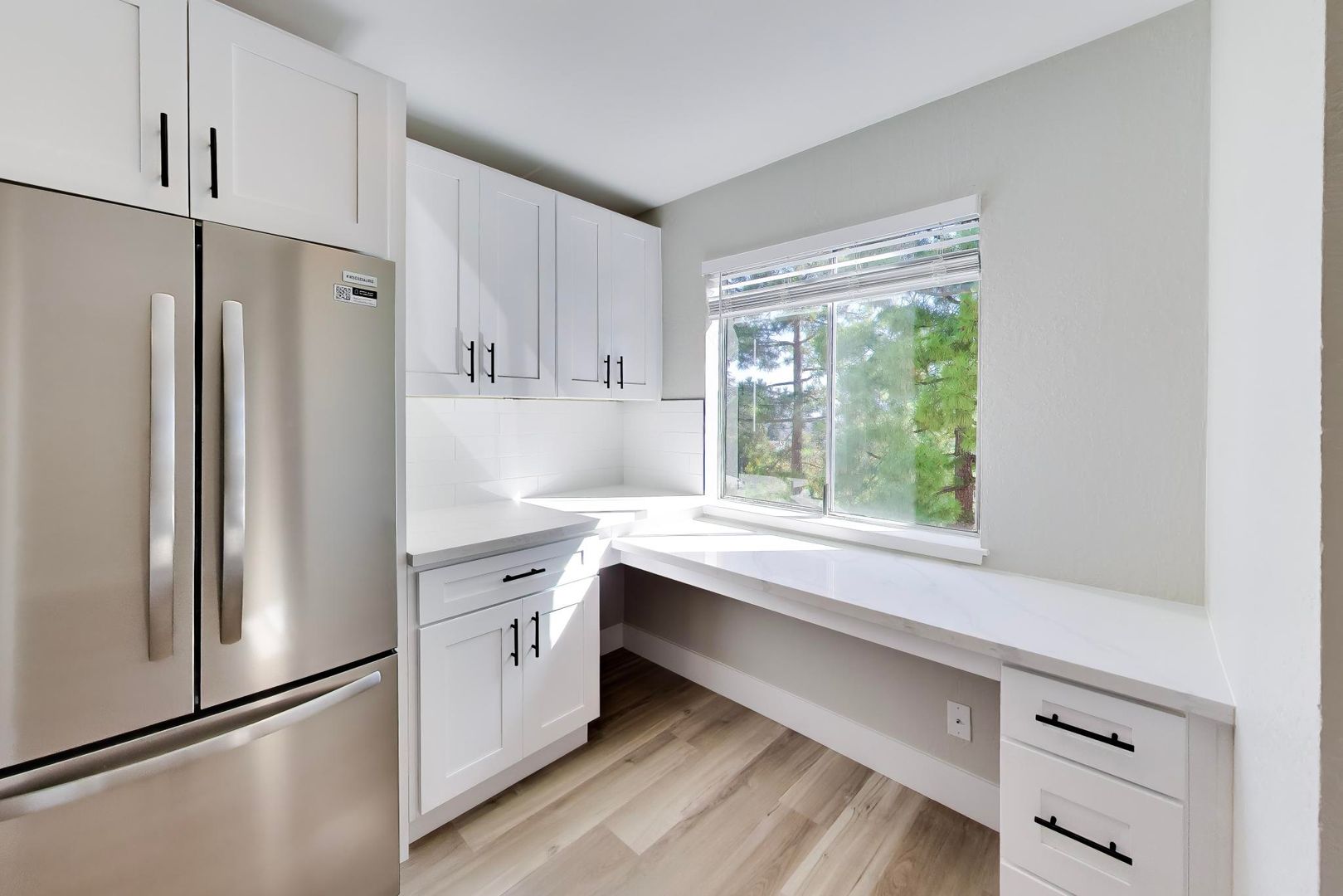 1015 Continentals Way - Image 2