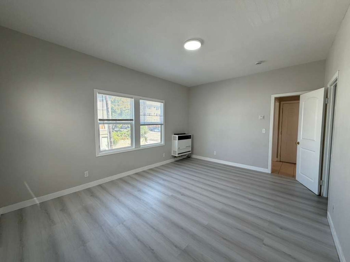 1000 18th Street - Main Image