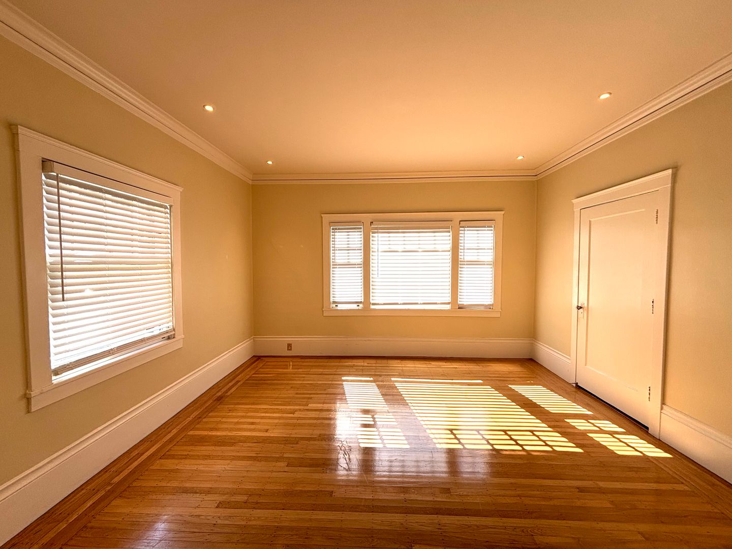 333 Park View Terrace - Main Image