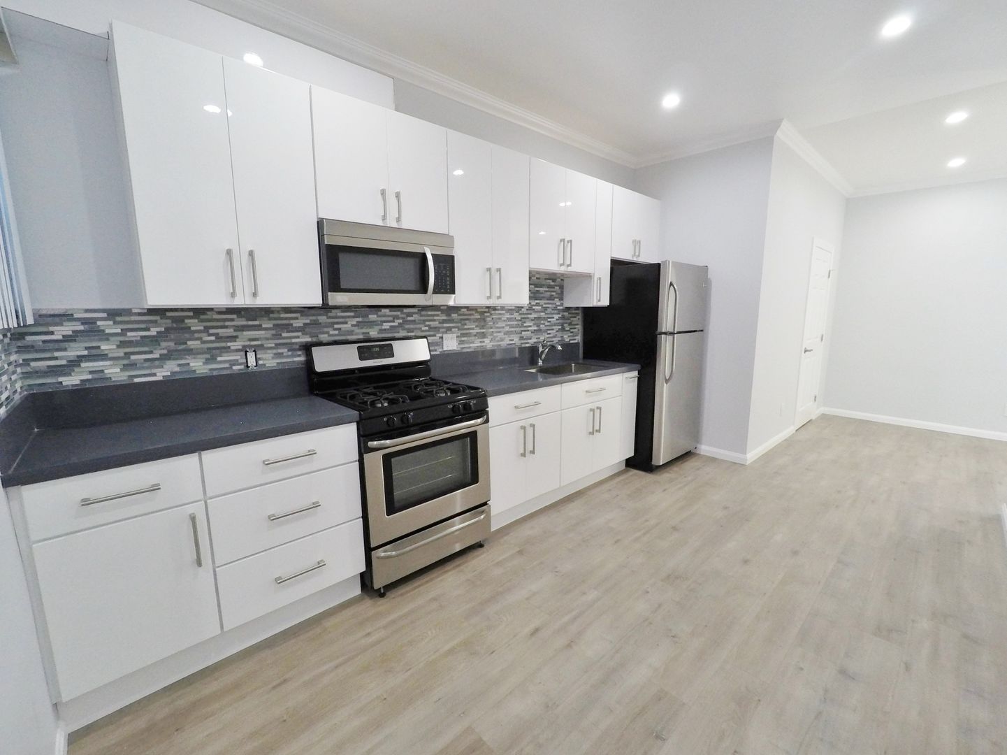 608 22nd Street - Main Image