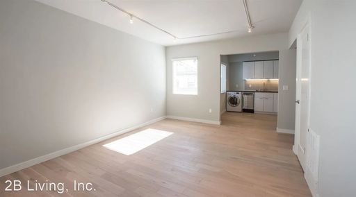 Modern Lake Merritt 1BR/1BA with In-Unit Laundry & Rooftop Views – photo 1