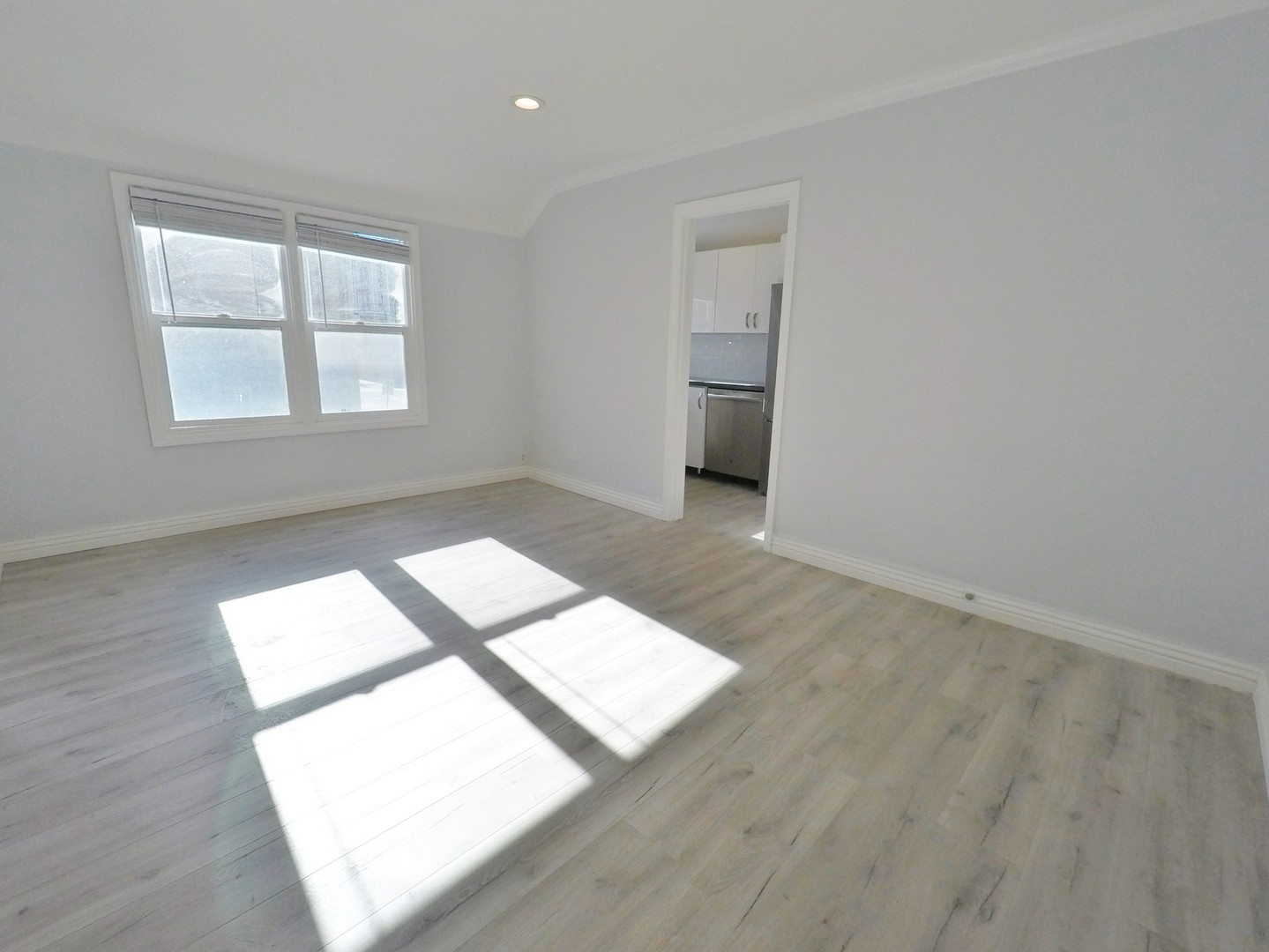 1925 10th Street - Main Image
