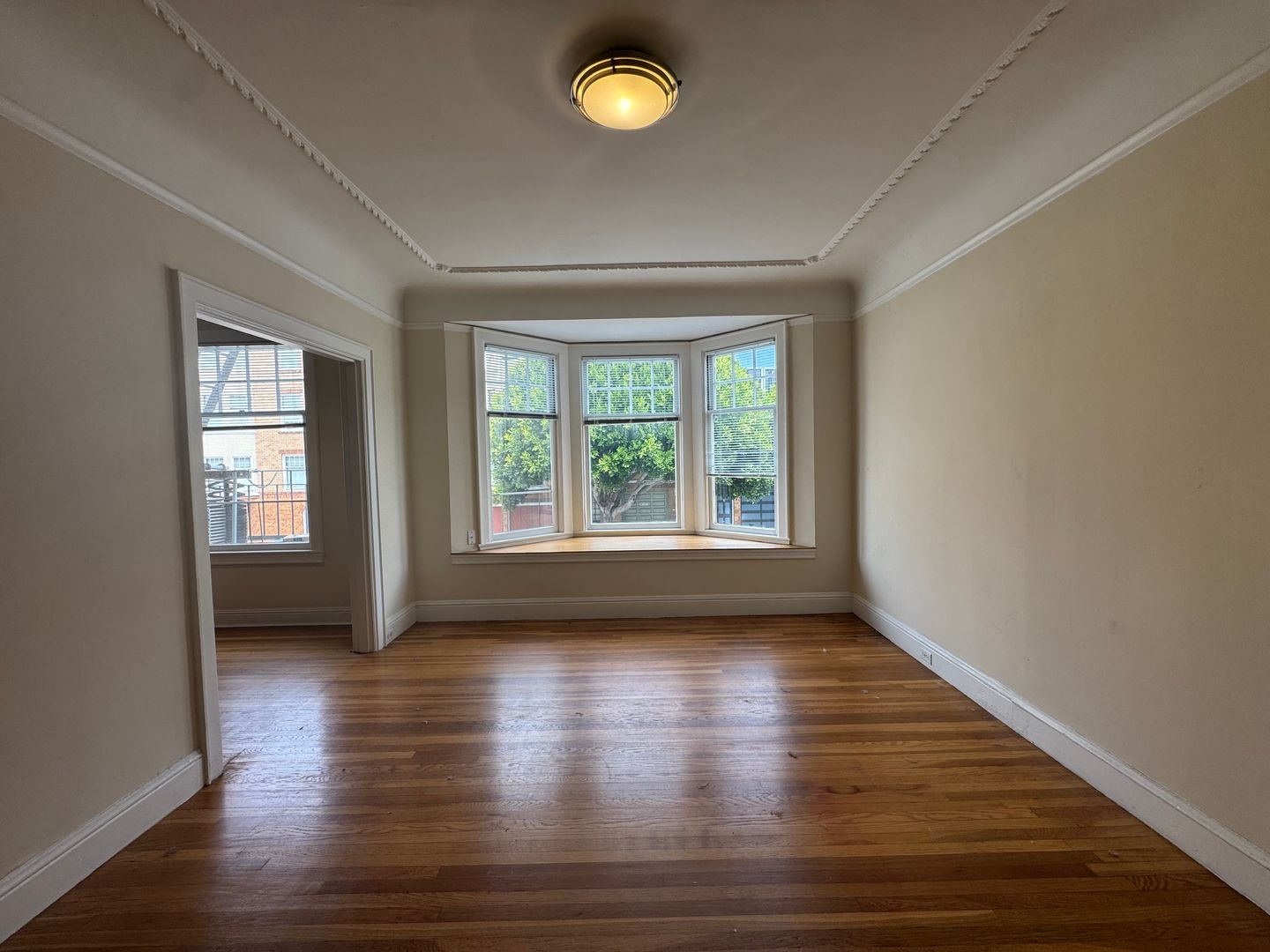 3155 Broderick Street - Main Image