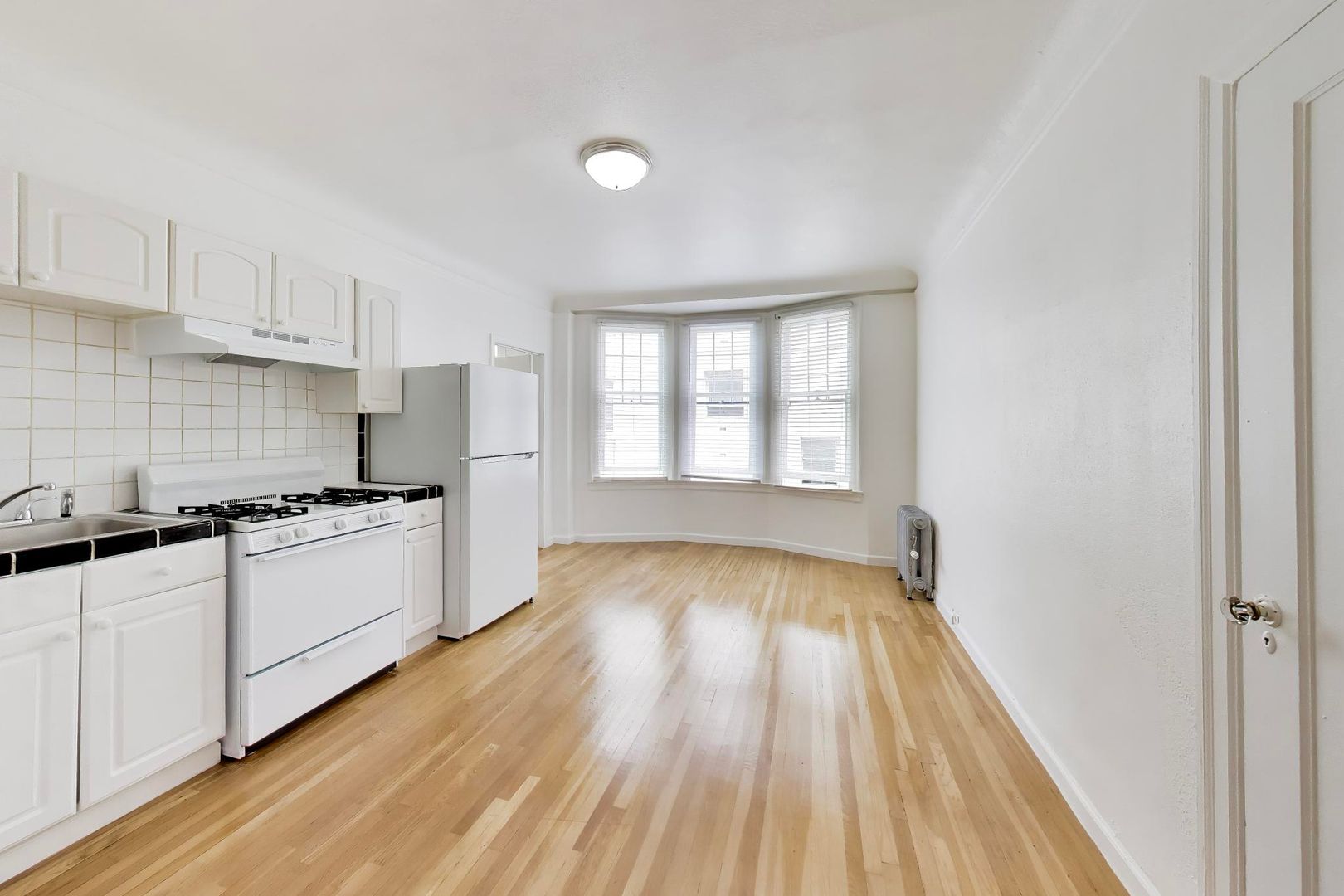 666 O'Farrell Street - Main Image