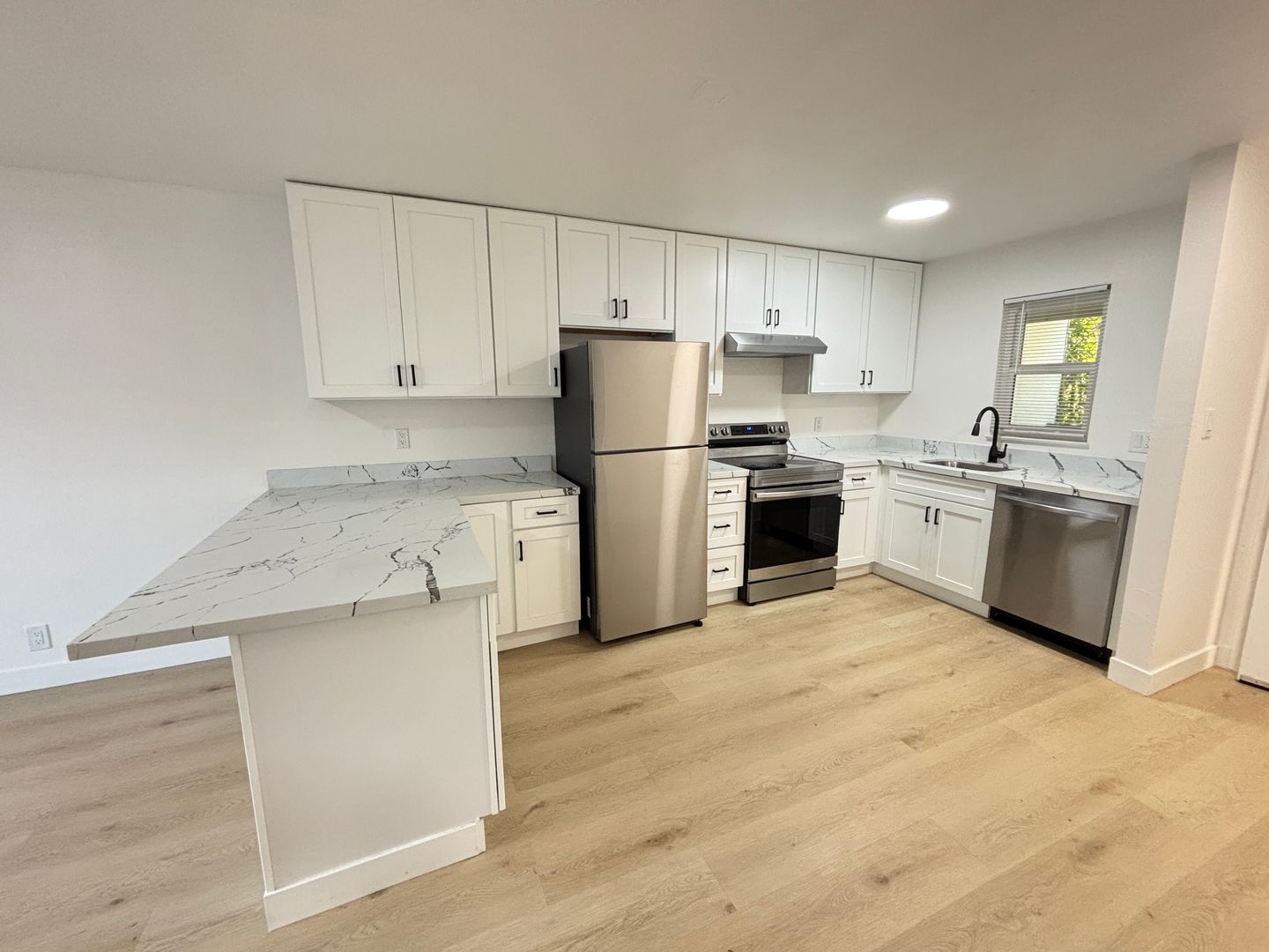 1739 Addison Street - Main Image