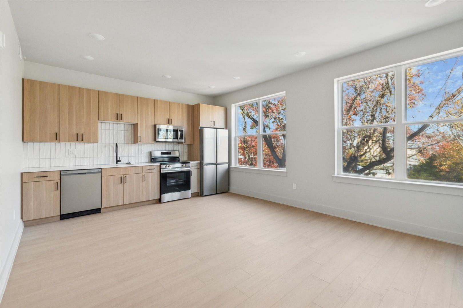 Philadelphia Apartment: 5521 Wayne Ave