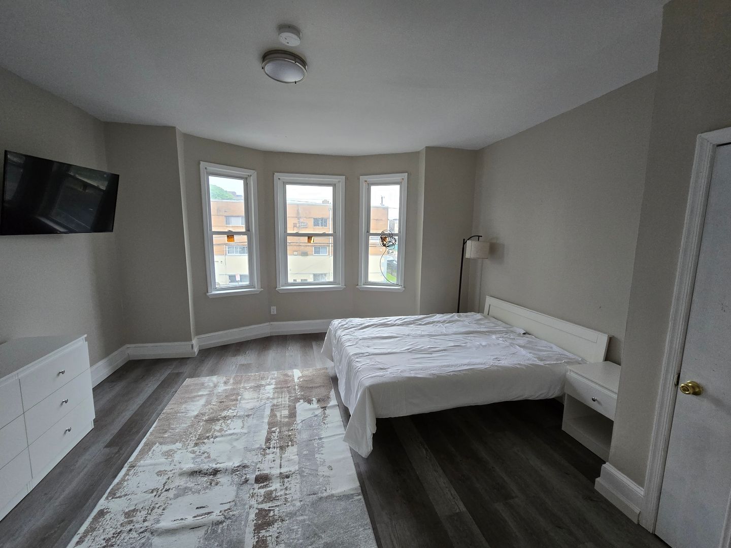 Philadelphia Apartment: 4915 N 13th St