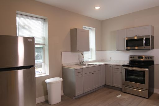 Affordable SRO Room in Philadelphia | 4903 Penn St – photo 1