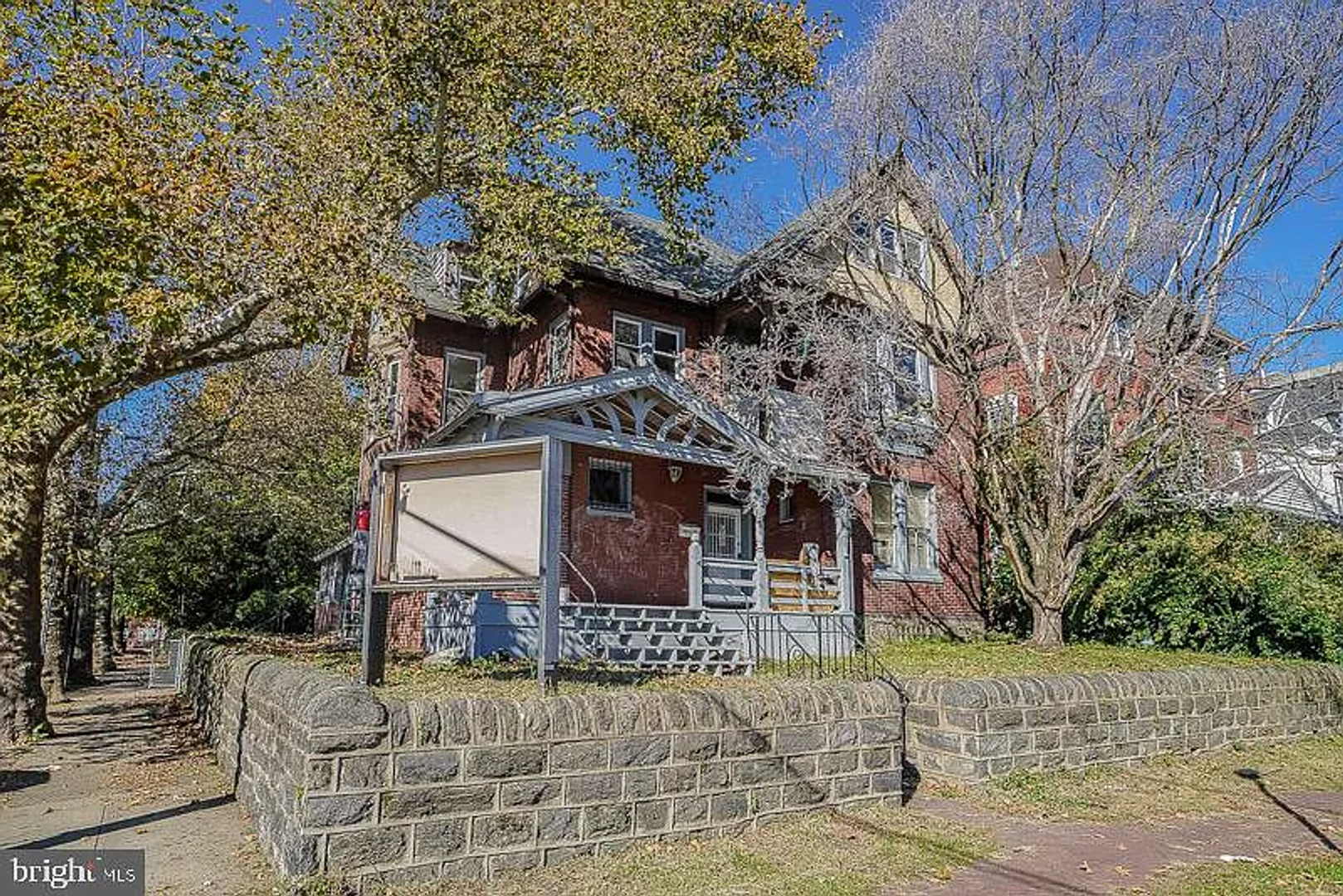 Philadelphia Apartment: 4900 Penn St.