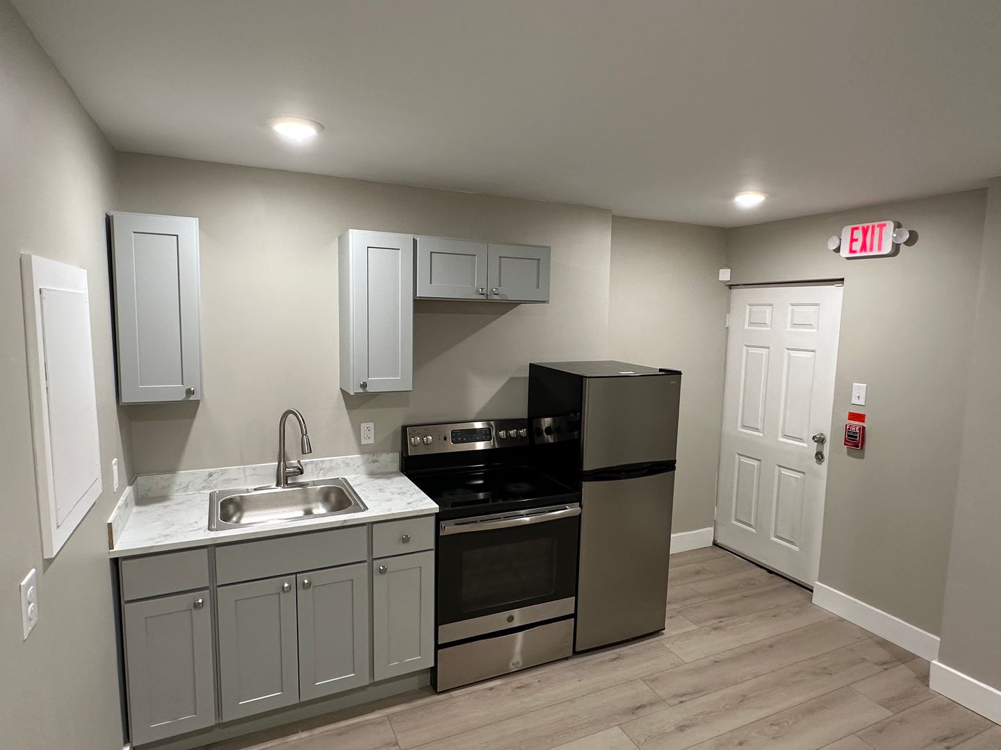 Philadelphia Apartment: 4703 Penn St.