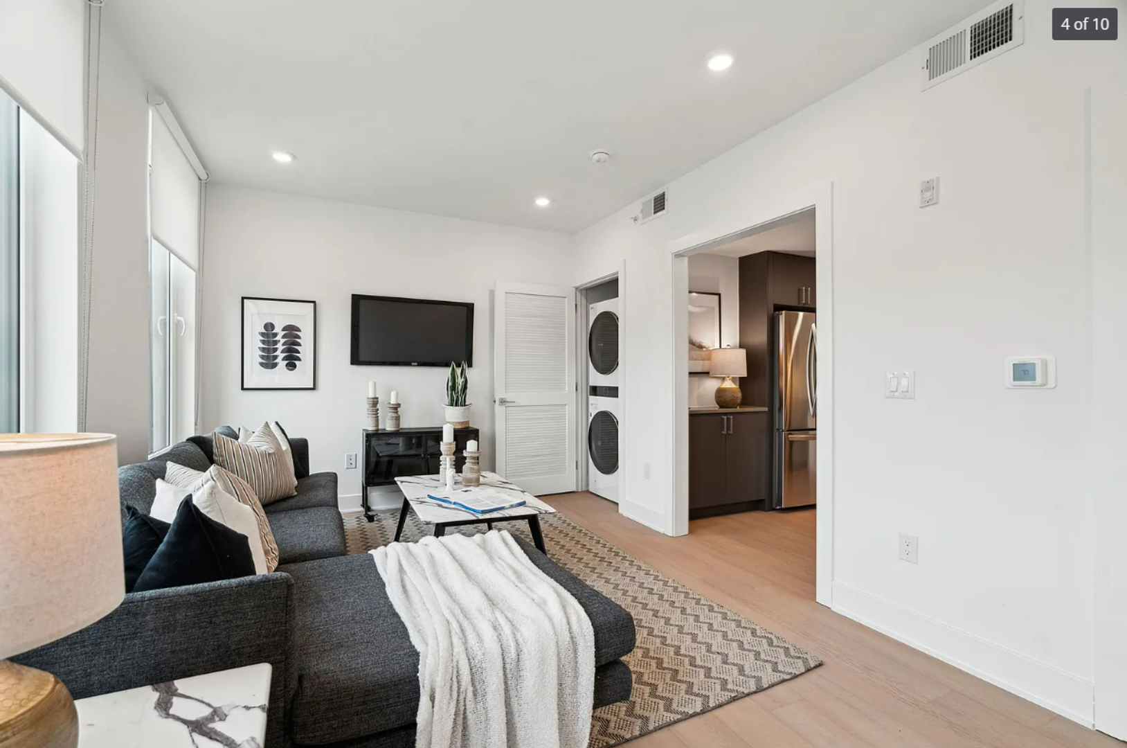 Philadelphia Apartment: 2000 Dreer St