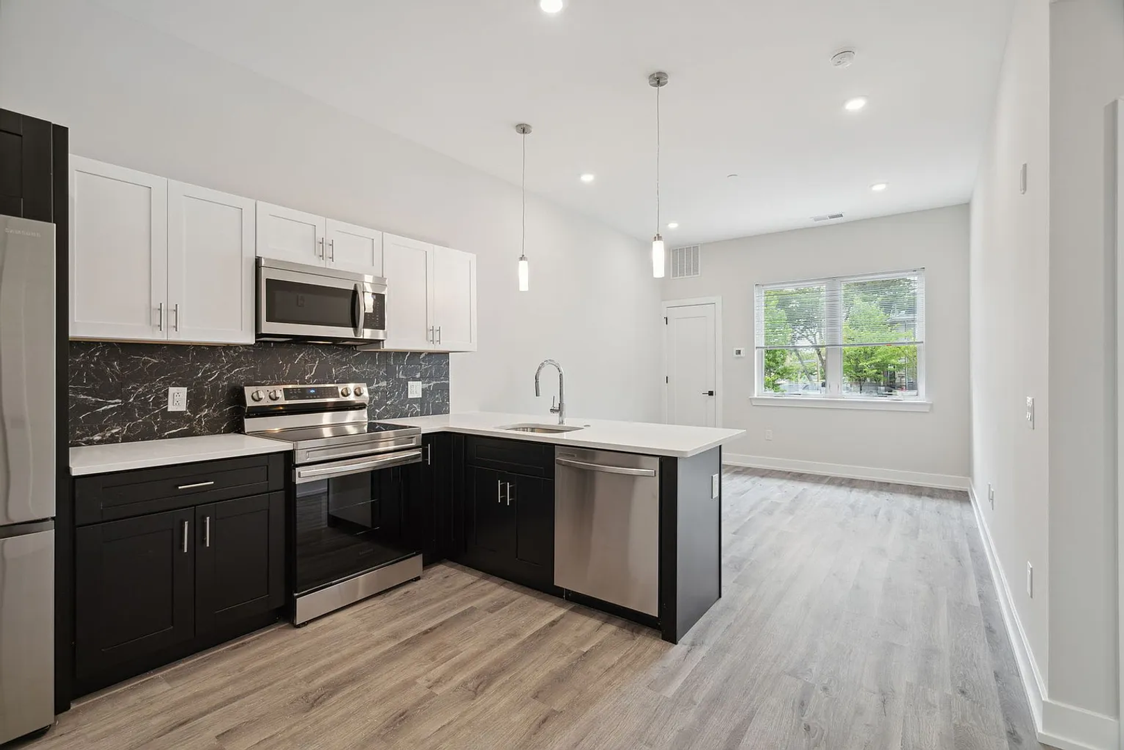 Philadelphia Apartment: 6144 Germantown Ave