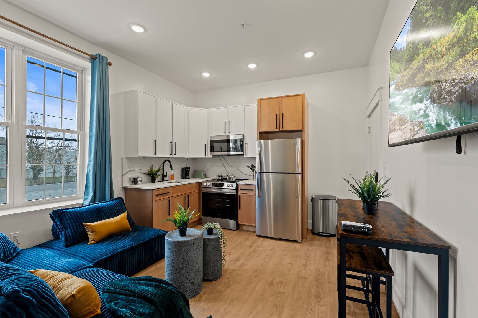 Philadelphia Apartment: 900 N 41st St