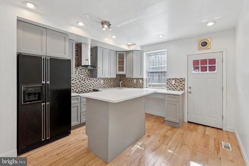 2 Bedroom Townhome – 1313 S Stanley St, Philadelphia, PA 19146