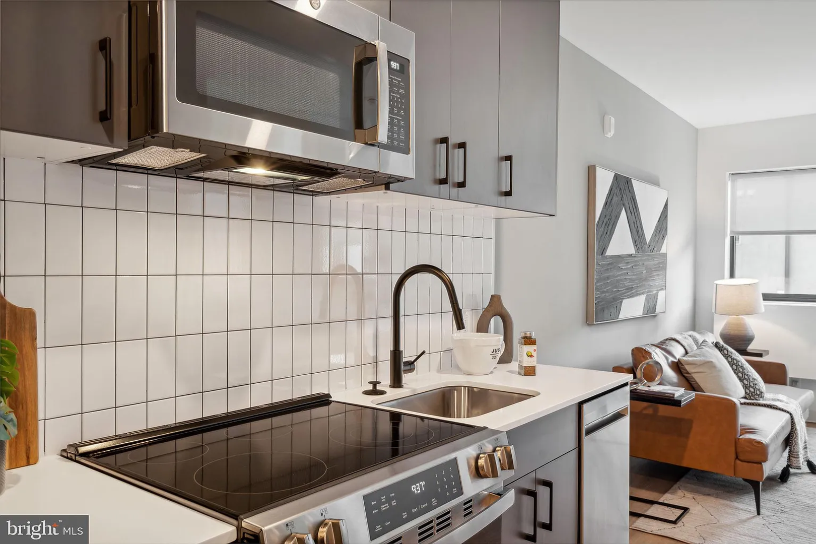 Philadelphia Apartment: 1108-20 N Front St