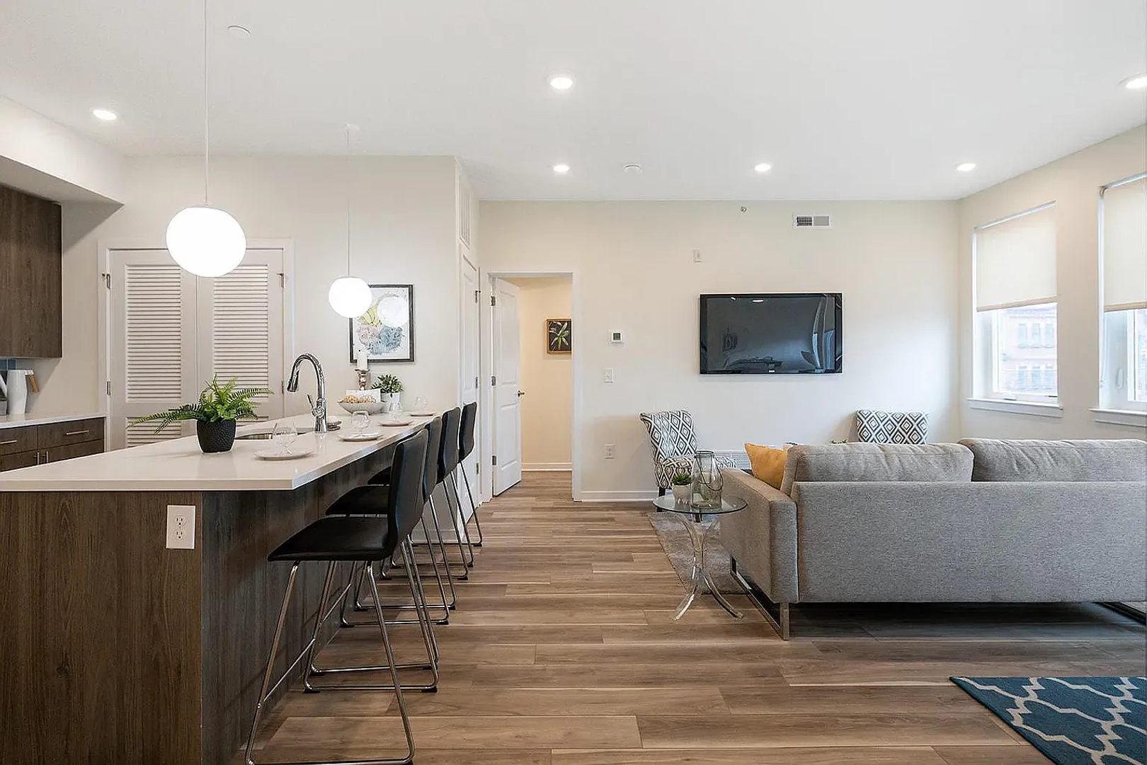 Philadelphia Apartment: 1651 5th St