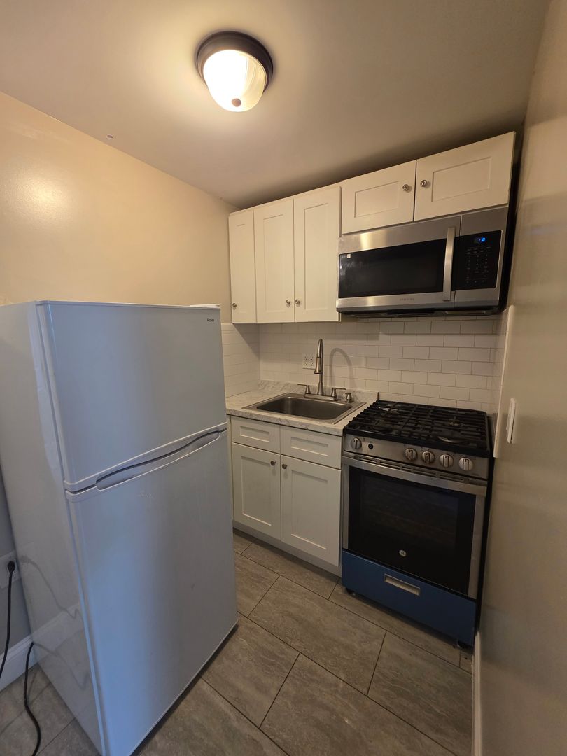 Philadelphia Apartment: 1914 W Dauphin St