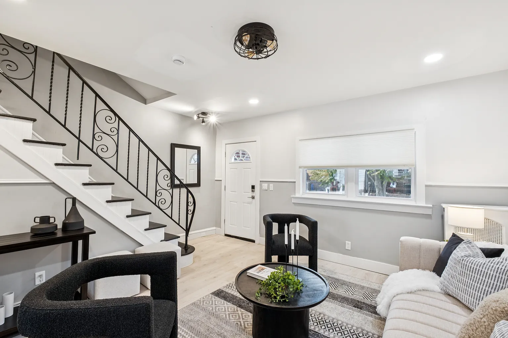 Philadelphia House: 1543 S Corlies St