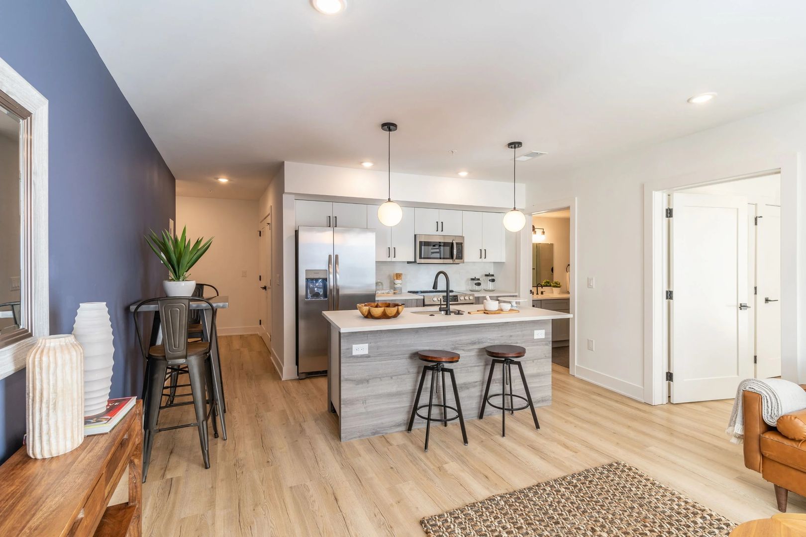 Philadelphia Apartment: 629 W Girard Ave