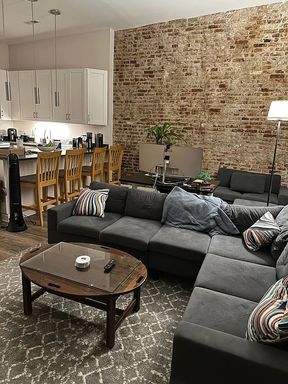 1 Bedroom Apartment – 237 Chestnut St, Philadelphia, PA 19106