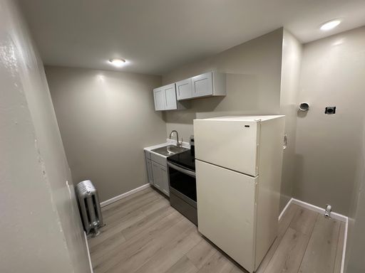Renovated Studio Apartment in Convenient Frankford Location – photo 1