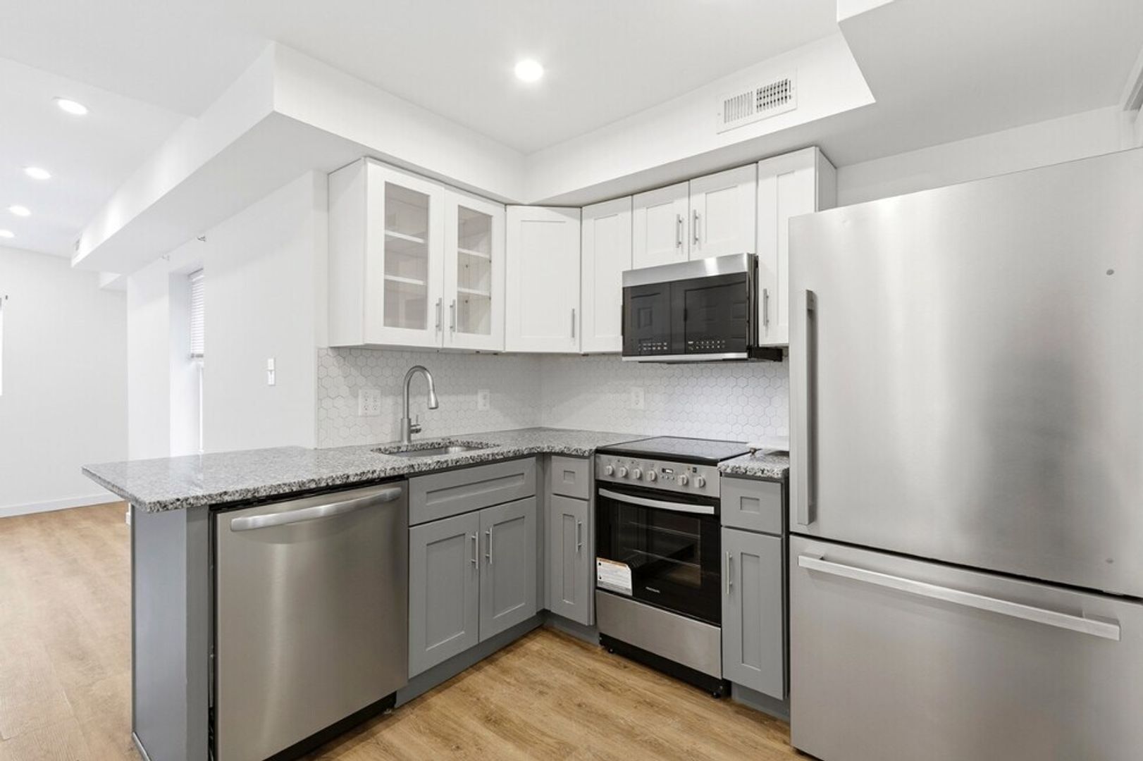 Philadelphia Apartment: 2148 N Franklin St