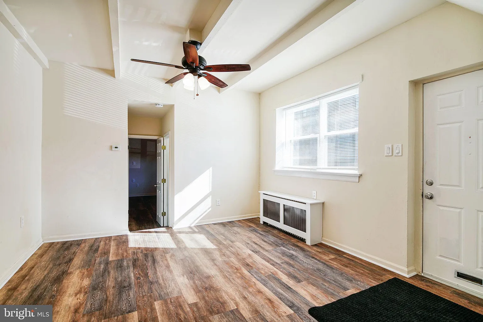 Philadelphia, House: 1854 S Carlisle St