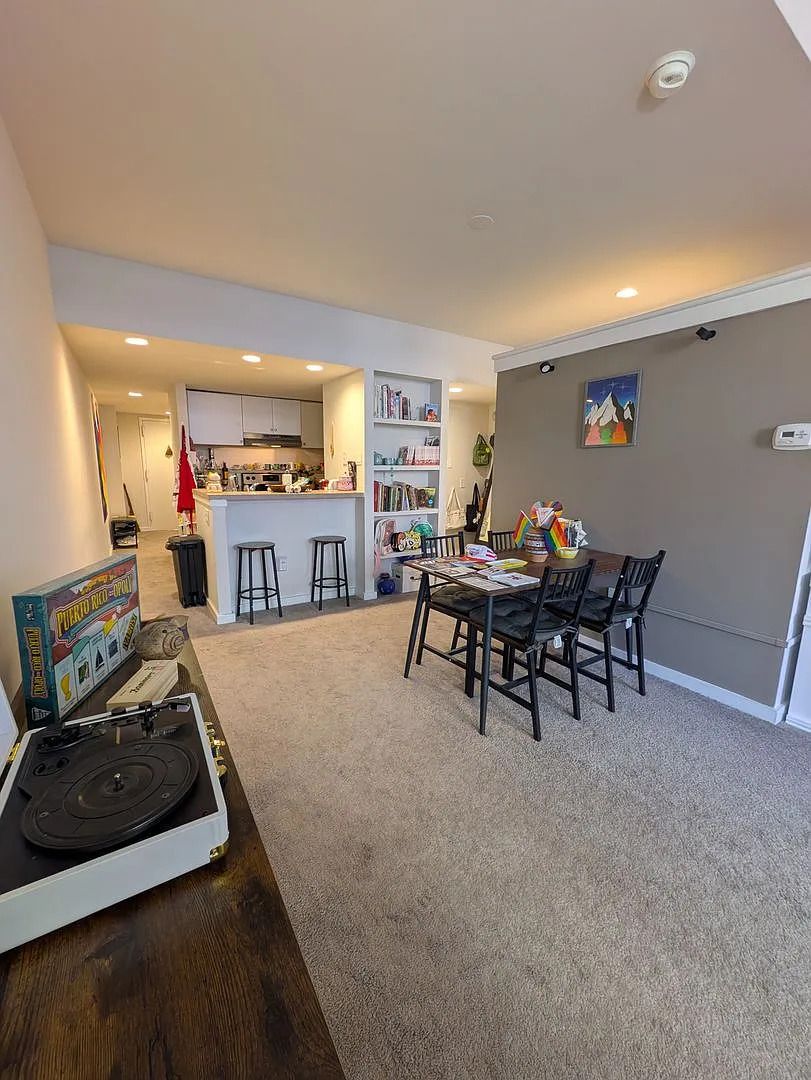 Philadelphia Apartment: 237 Chestnut St