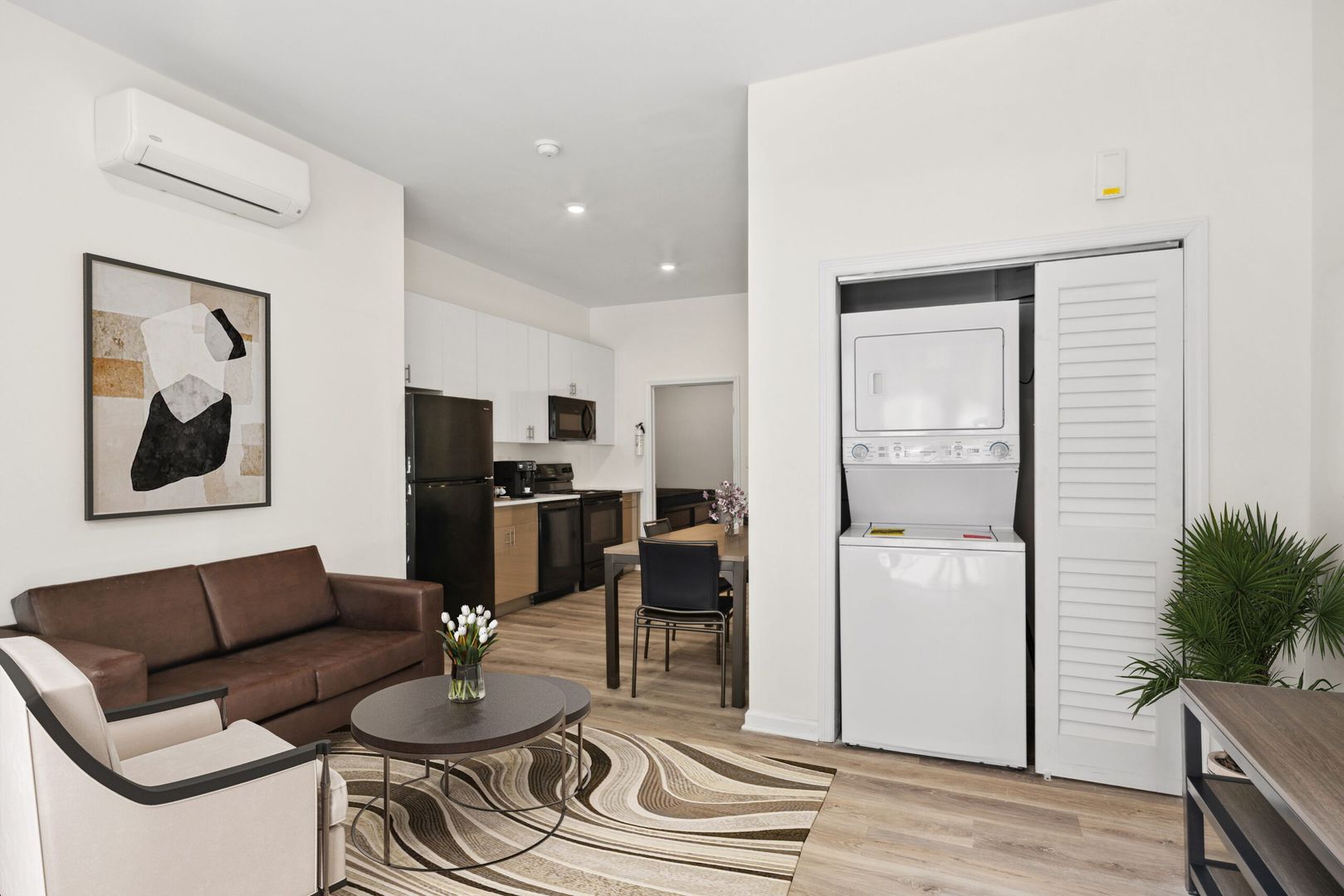 Philadelphia Apartment: 1534 N 16th St