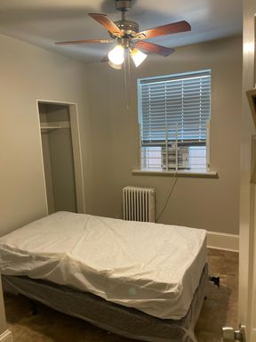 Affordable Single Room with Shared Kitchen & Bath in West Philadelphia – photo 1