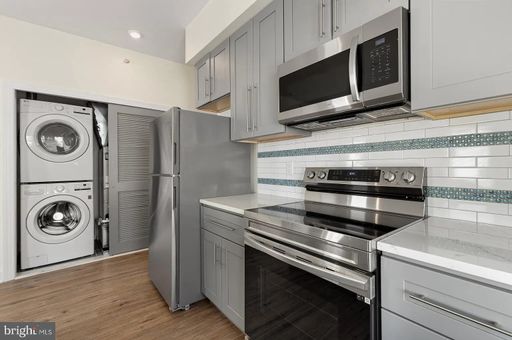 3 Bedroom Apartment – 509 Gorgas Ln, Philadelphia, PA 19128