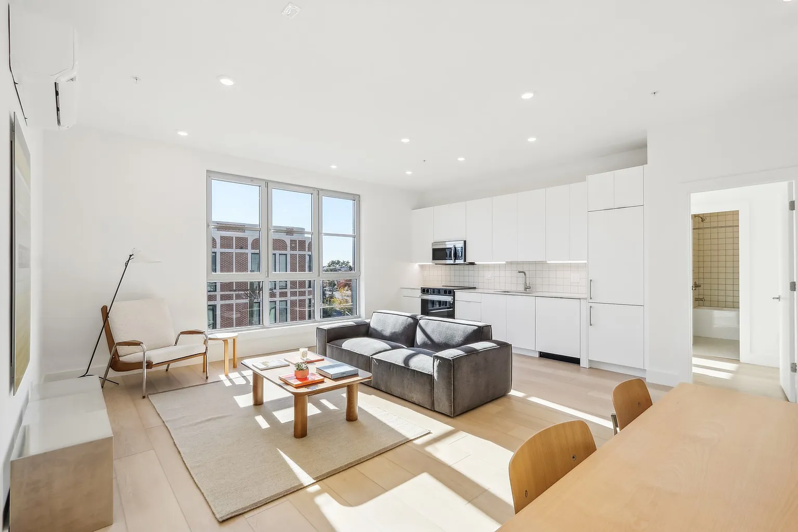 Philadelphia Apartment: 2406 Frankford Ave