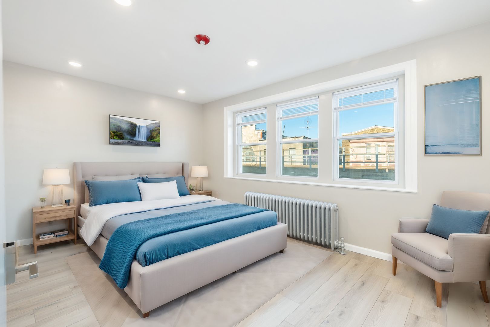 Philadelphia Apartment: 4737 Frankford Ave