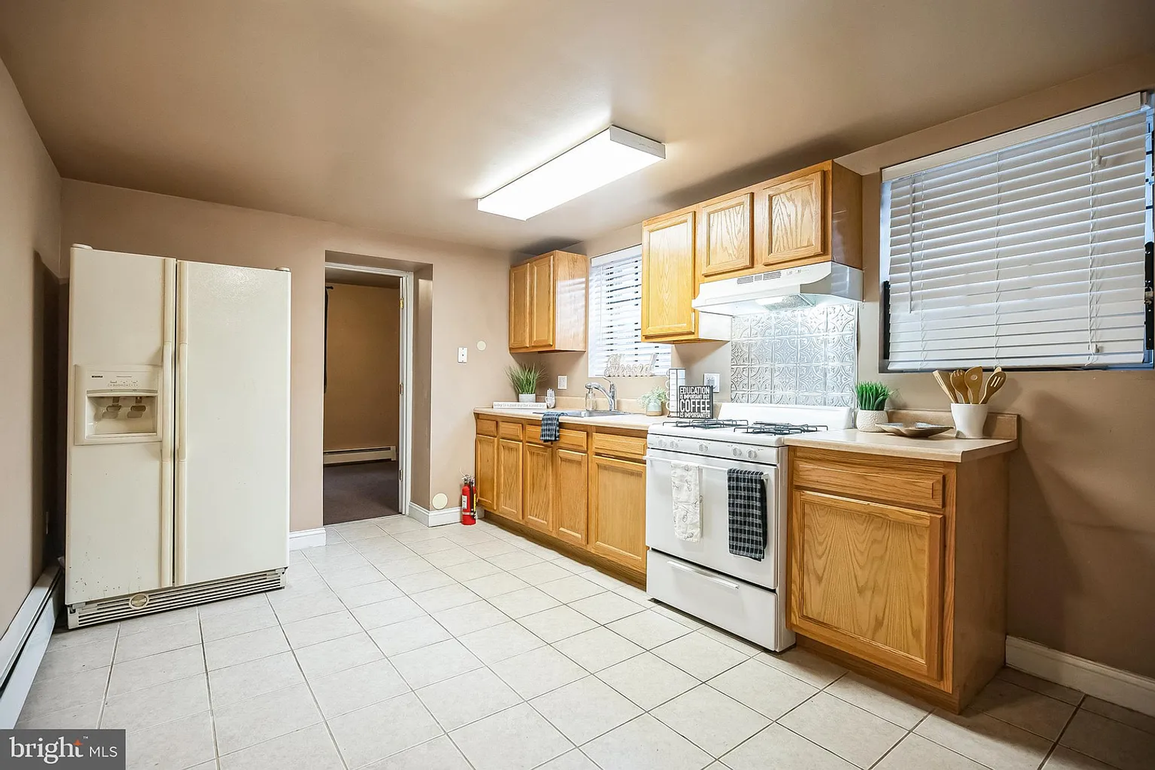 Philadelphia Apartment: 1124 S 15th St