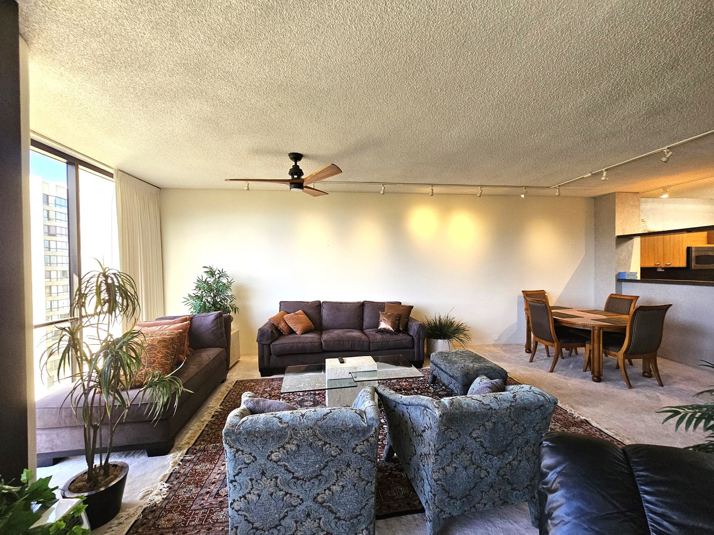 Honolulu Condo: 38 S Judd Street, Unit 17B