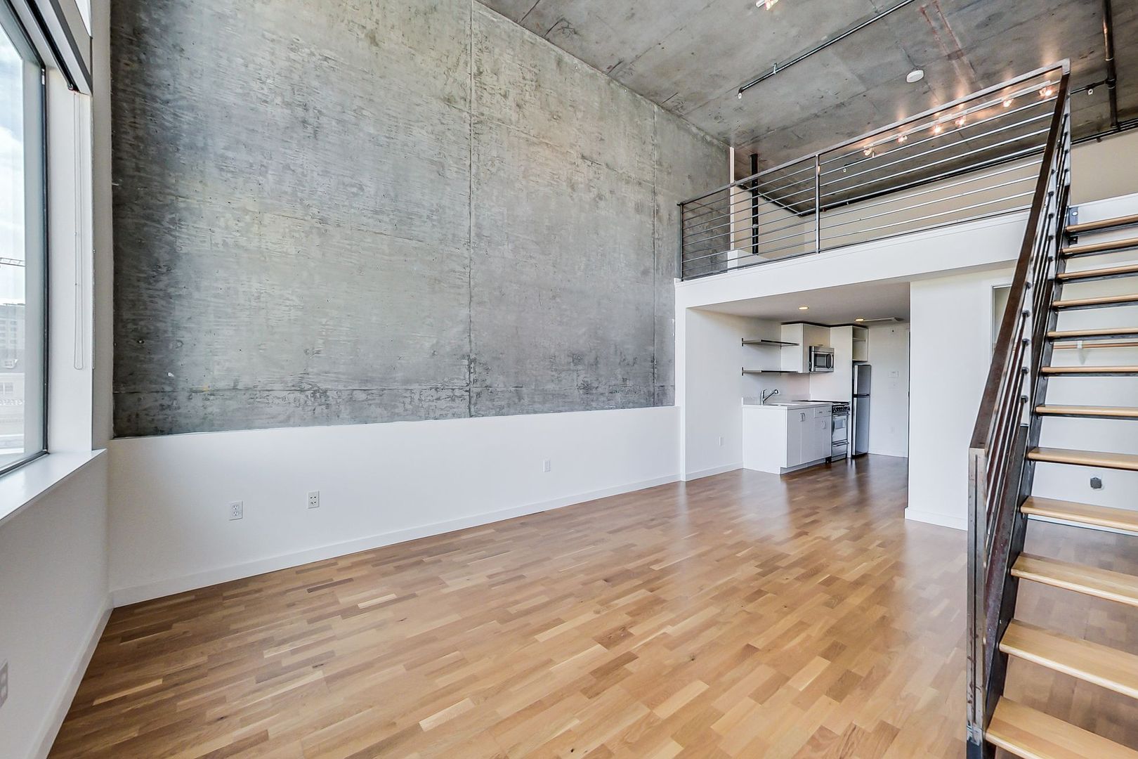 San Francisco Apartment: 277 Golden Gate Avenue