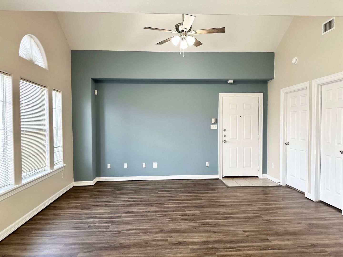 McAllen Apartment: 201 Quamasia Ave, McAllen, TX 78504