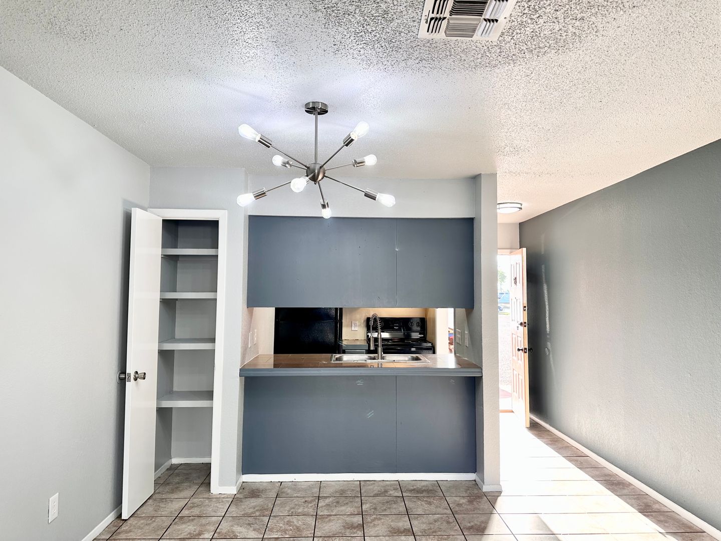 Mcallen Apartment: 2500 south ware