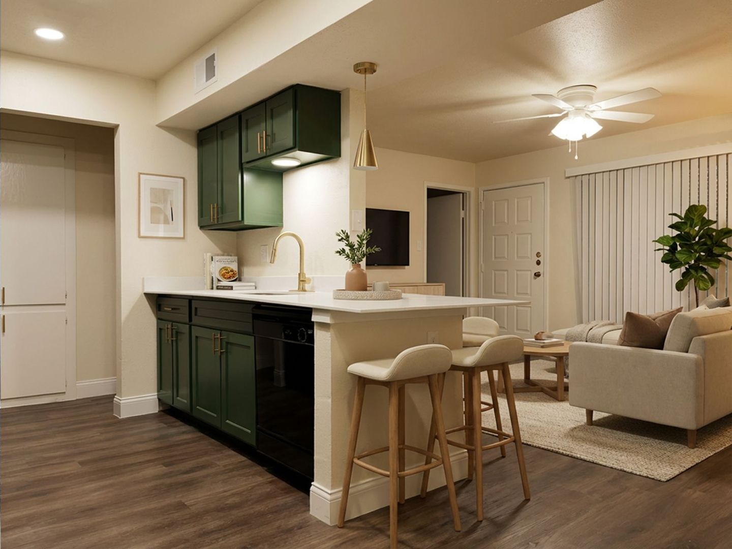 San Antonio Apartment: 534 Hunt Lane