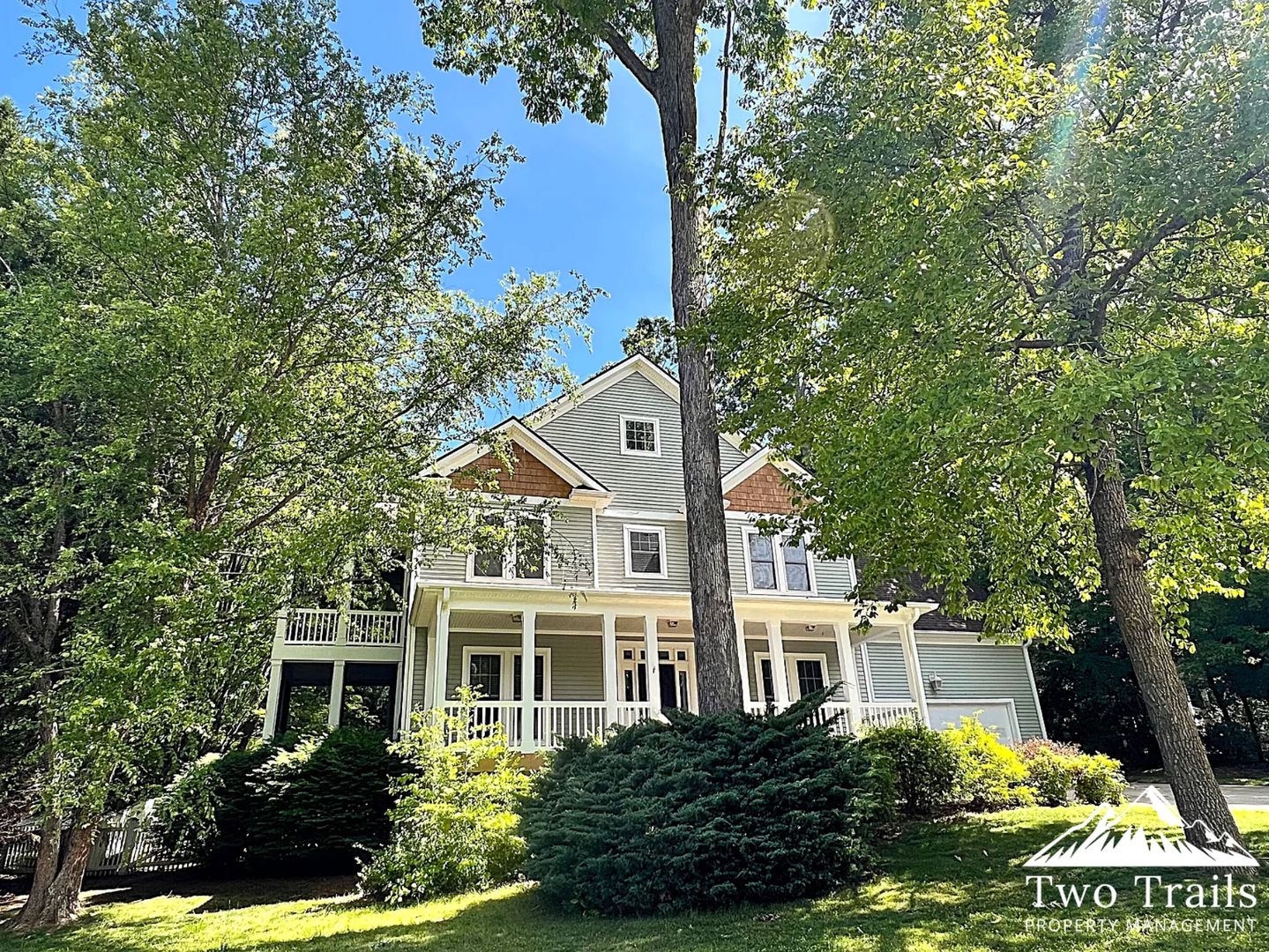 Asheville House: 1055 Columbine Rd.