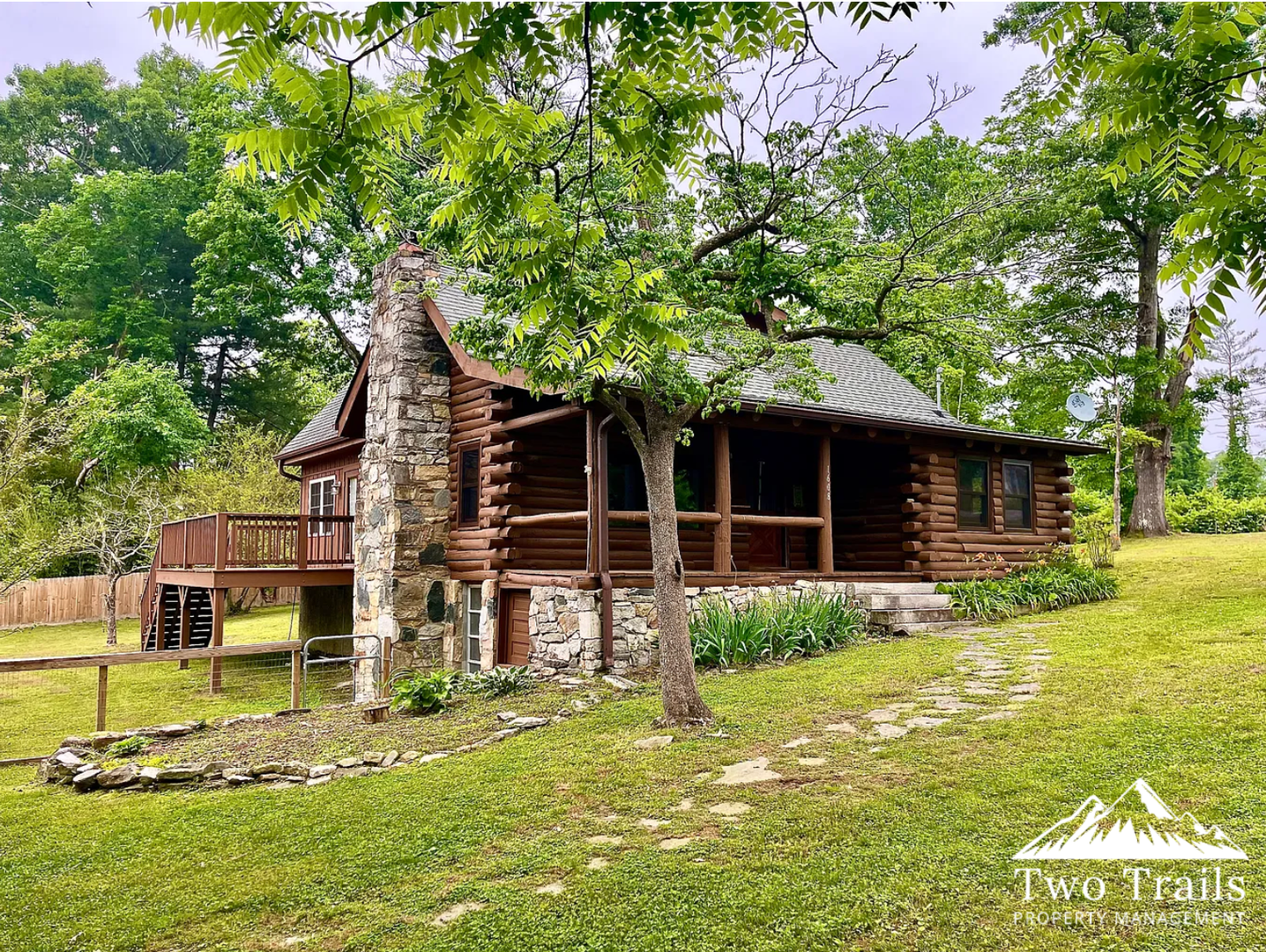 Hendersonville House: 1608 Pennsylvania Avenue
