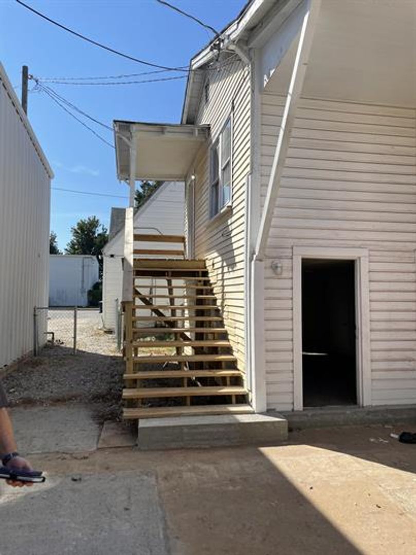 Oklahoma City House: 4517 S Shields Blvd Apt B Upper  -  Unit B