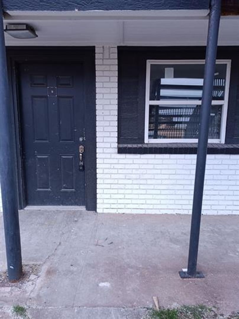 Oklahoma City Apartment: 6111 S Klein Ave