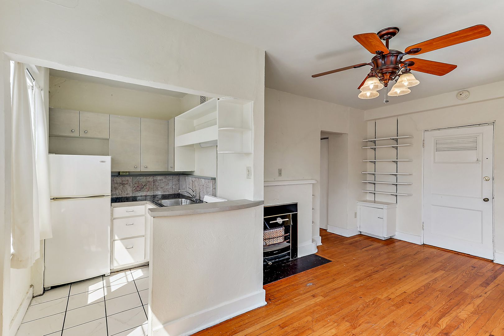 One Bedroom Apartment in Belhaven Move in Special 21 of 23