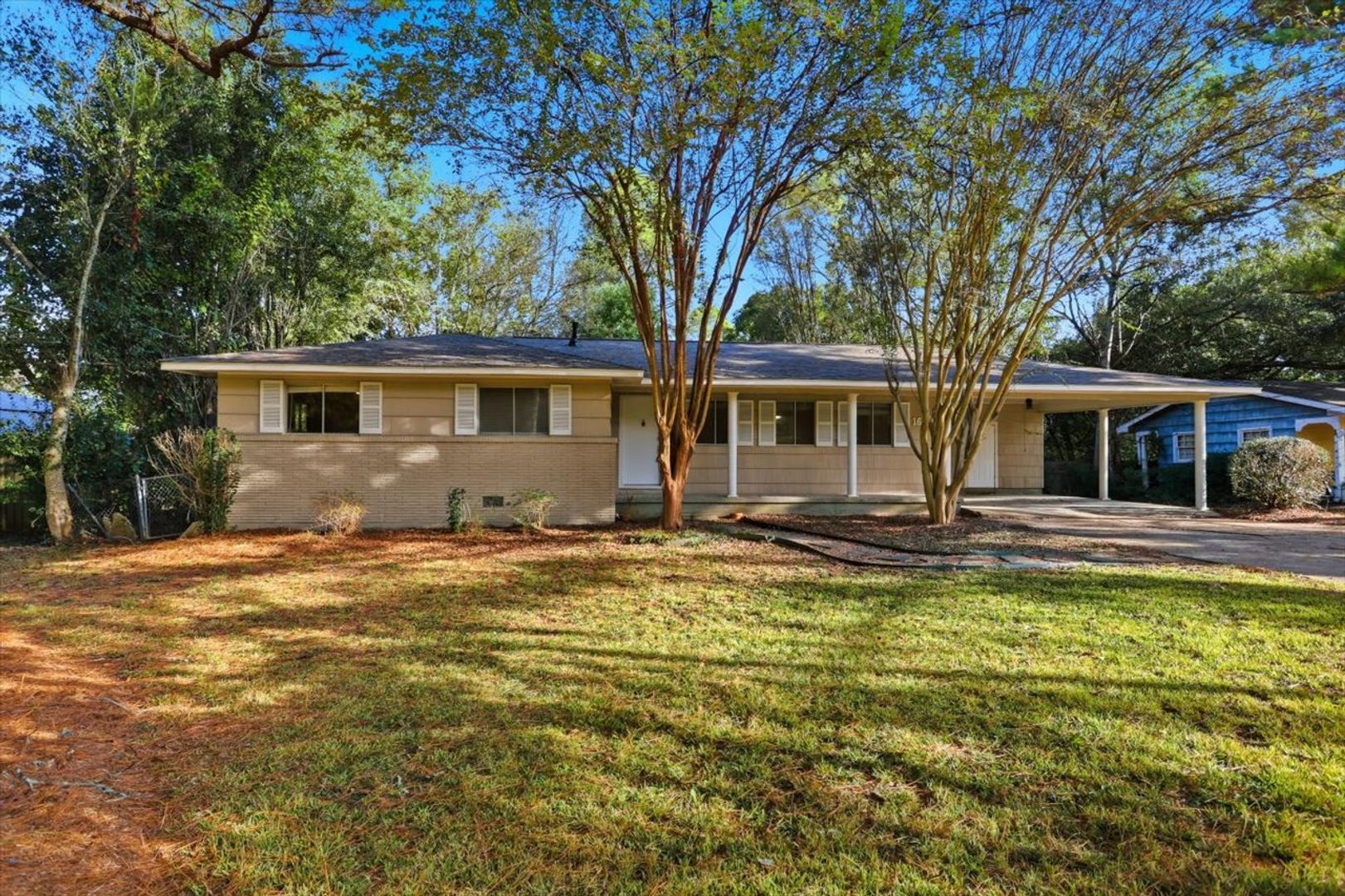 1632 Winchester Street 2 of 12
