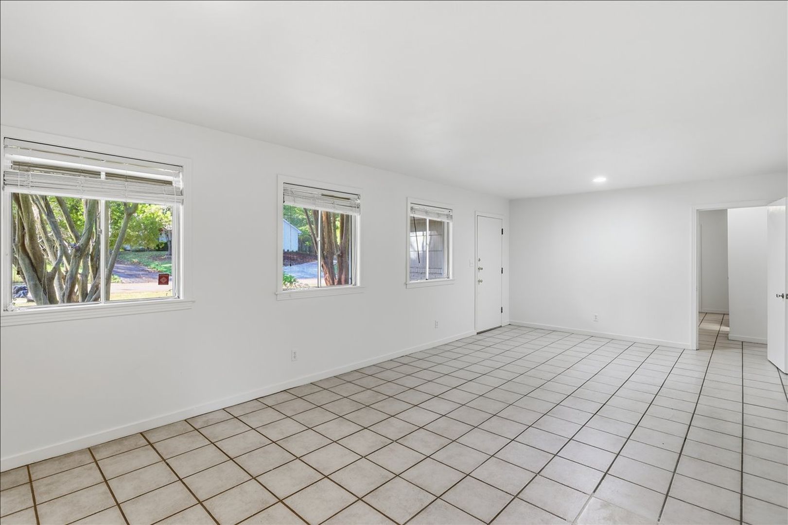 1632 Winchester Street 6 of 12